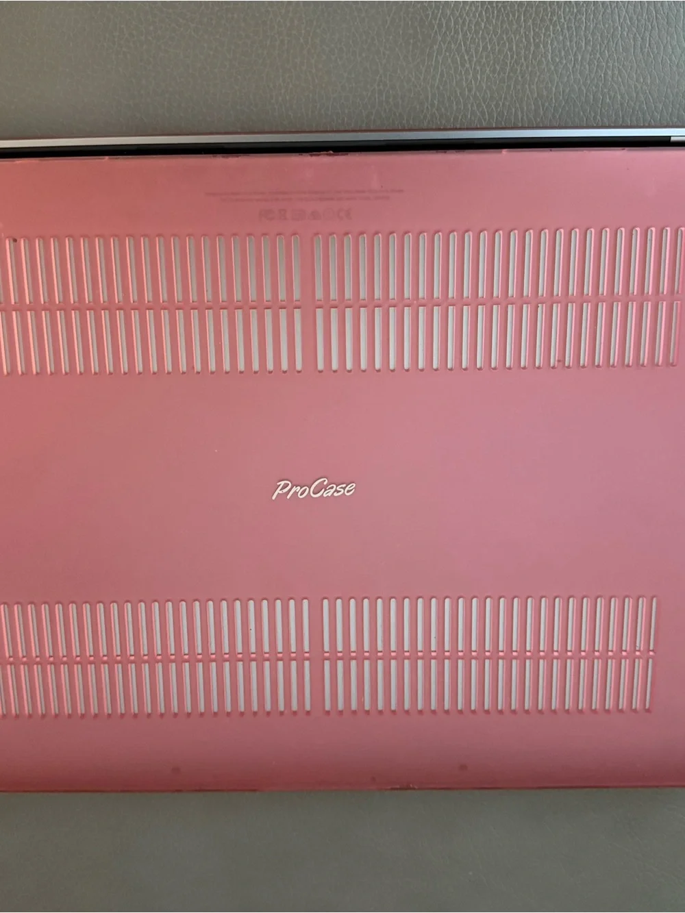 Apple MacBook Pro Laptop Computer 2017 Core i7, 15-in Display 16GB
